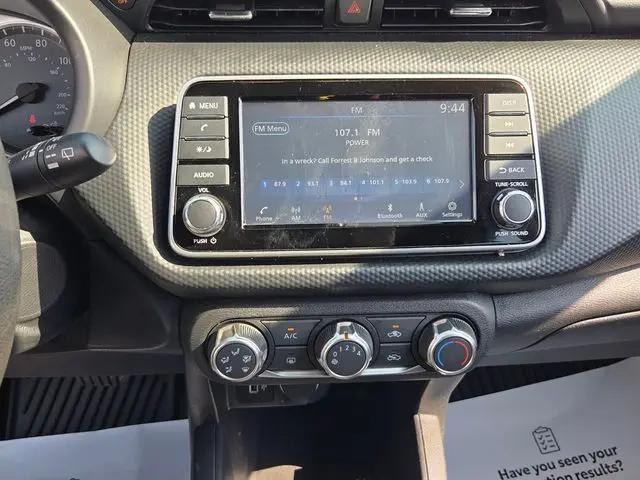 2025 Nissan Kicks S