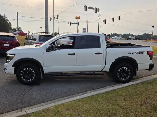2021 Nissan Titan Crew Cab PRO-4X 4x4