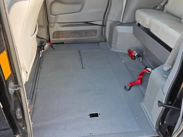 2014 Toyota Sienna Limited V6 7 Passenger