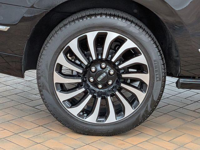 2024 Lincoln Navigator Black Label