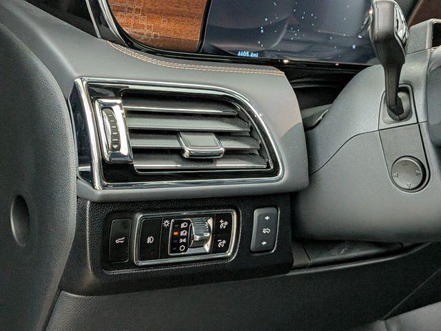 2024 Lincoln Navigator Black Label