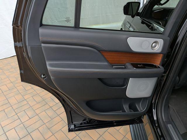 2024 Lincoln Navigator Black Label