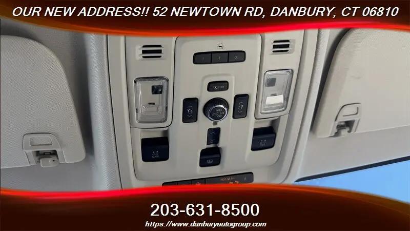 2023 GMC Yukon XL 4WD Denali