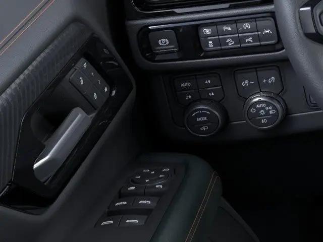 2026 GMC Yukon 4WD AT4