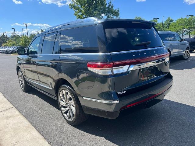 2022 Lincoln Navigator Standard