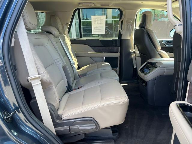 2022 Lincoln Navigator Standard