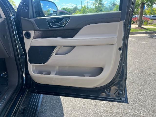 2022 Lincoln Navigator Standard