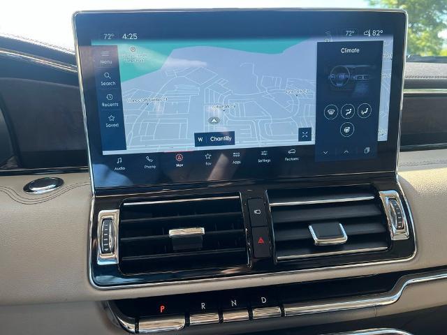 2022 Lincoln Navigator Standard