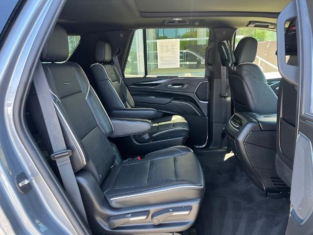 2022 Cadillac Escalade 4WD Sport
