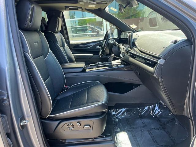 2022 Cadillac Escalade 4WD Sport