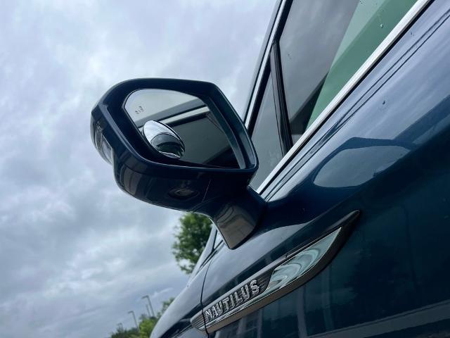 2019 Lincoln Nautilus Standard
