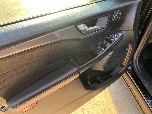 2021 Ford Escape Titanium Hybrid