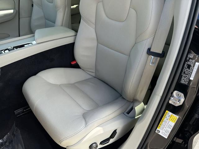 2021 Volvo XC60 T5 Momentum