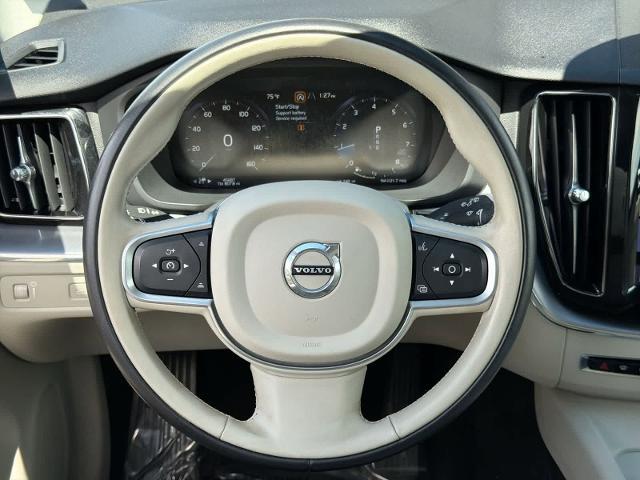 2021 Volvo XC60 T5 Momentum