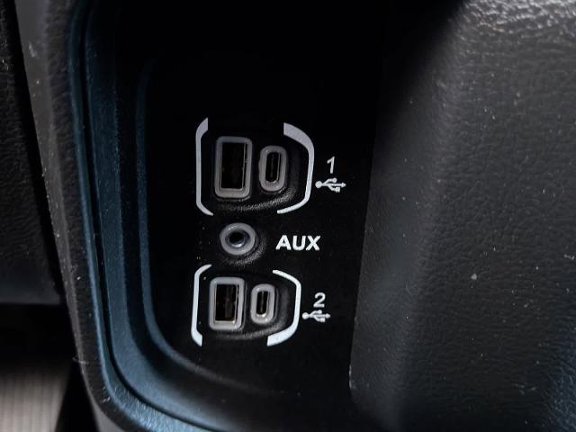 2019 Ram 1500 Laramie Crew Cab 4x4 5'7" Box