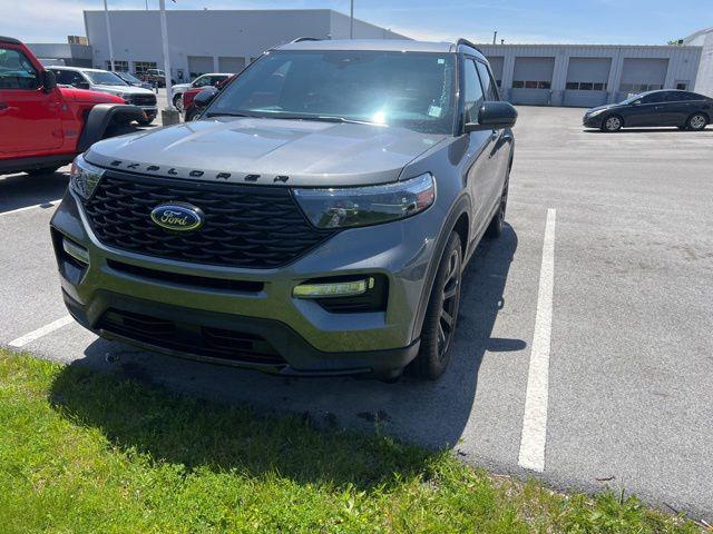 2023 Ford Explorer ST-Line