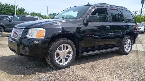 2006 GMC Envoy Denali for sale in WAYNE, MI