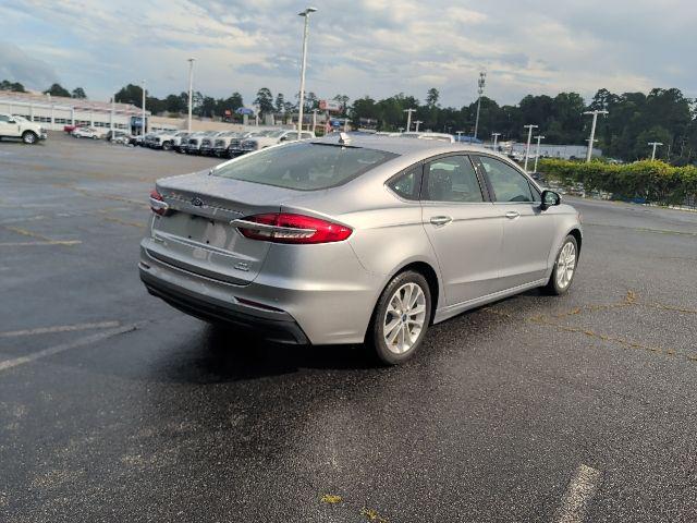 2020 Ford Fusion Hybrid SE