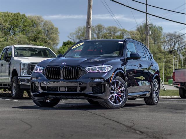 2021 BMW X5 M50i