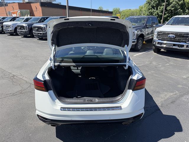 2023 Nissan Altima SR Intelligent AWD