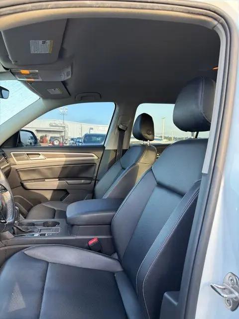2019 Volkswagen Atlas 2.0T SE w/Technology
