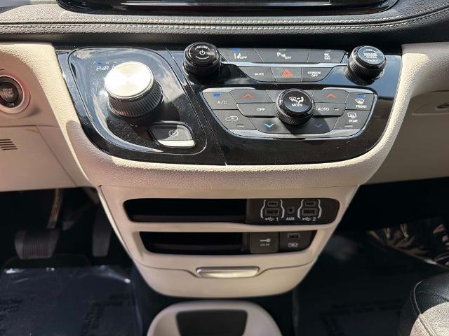 2022 Chrysler Pacifica Hybrid Touring L