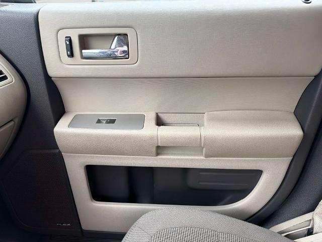 2010 Ford Flex SE