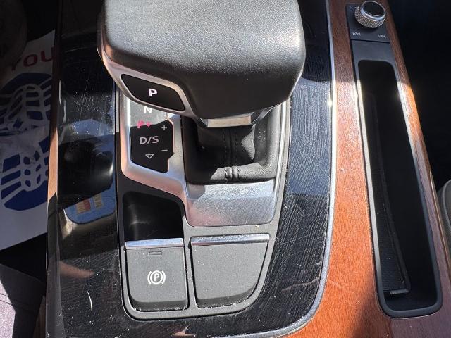 2022 Audi Q5 Premium Plus 45 TFSI S line quattro S tronic