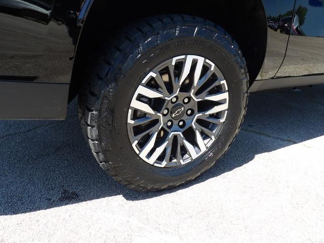 2025 Chevrolet Suburban 4WD Z71