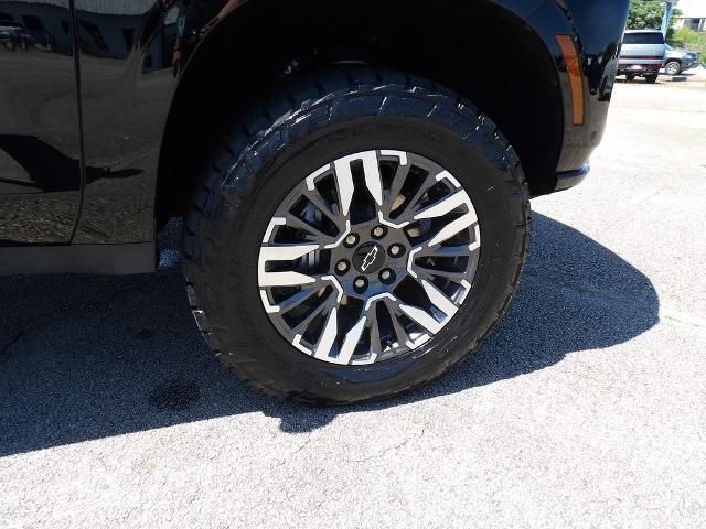 2025 Chevrolet Suburban 4WD Z71