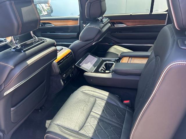2024 Jeep Grand Wagoneer L Series III 4x4