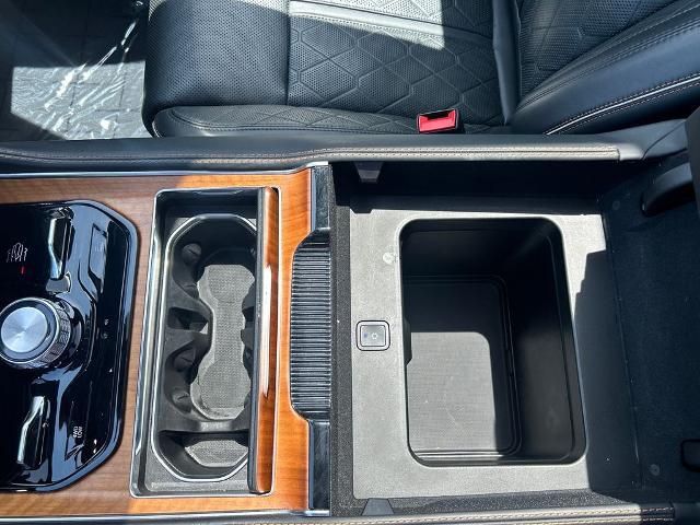 2024 Jeep Grand Wagoneer L Series III 4x4