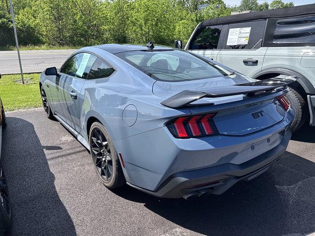 2024 Ford Mustang GT Premium Fastback