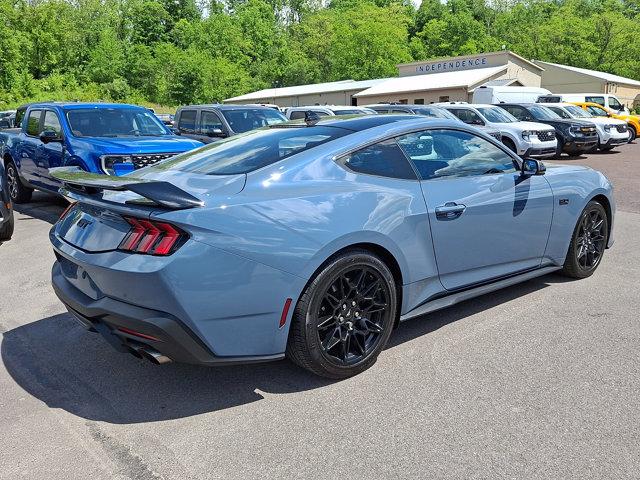 2024 Ford Mustang GT Premium Fastback