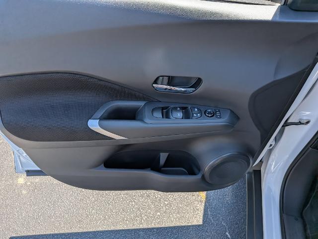 2023 Nissan Kicks SV Xtronic CVT