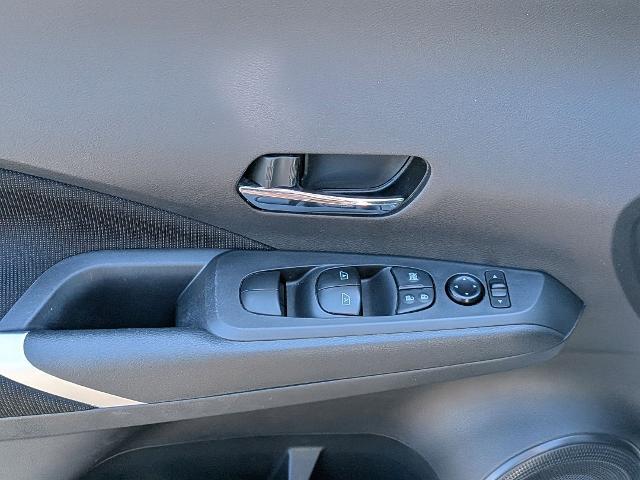 2023 Nissan Kicks SV Xtronic CVT