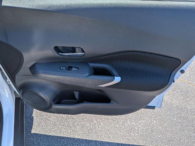2023 Nissan Kicks SV Xtronic CVT