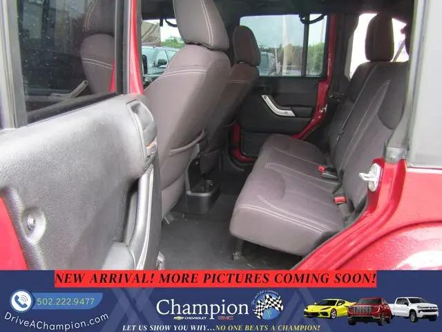 2013 Jeep Wrangler Unlimited Sahara