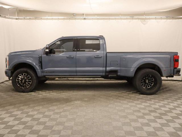 2023 Ford F-350 LARIAT