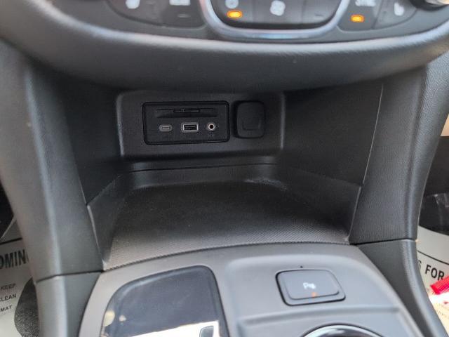 2022 Chevrolet Equinox FWD RS