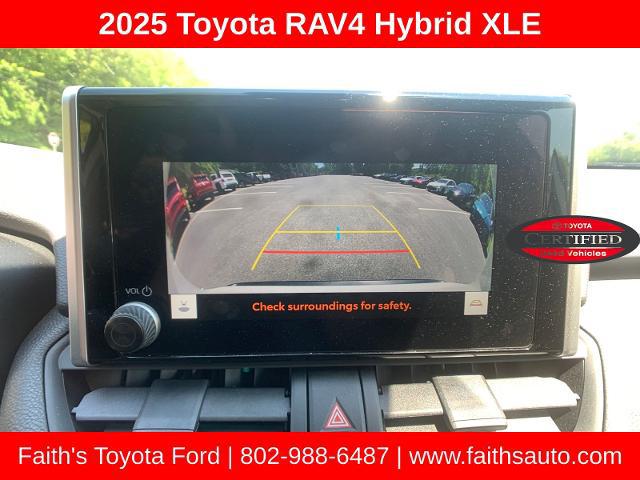 2025 Toyota RAV4 Hybrid XLE