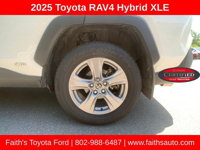 2025 Toyota RAV4 Hybrid XLE