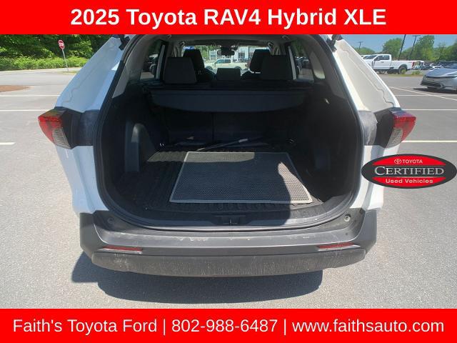 2025 Toyota RAV4 Hybrid XLE