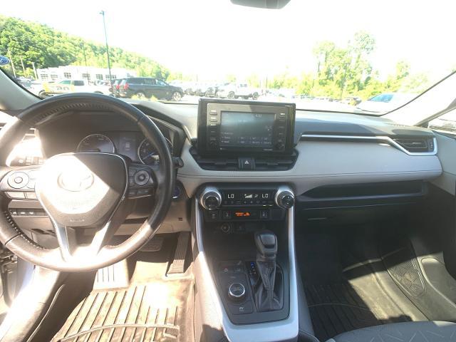 2020 Toyota RAV4 Hybrid XLE