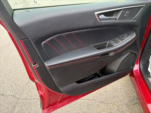 2022 Ford Edge ST-Line