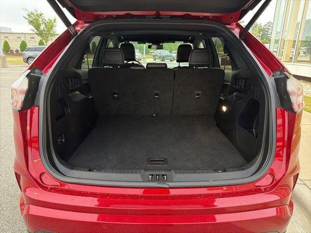 2022 Ford Edge ST-Line