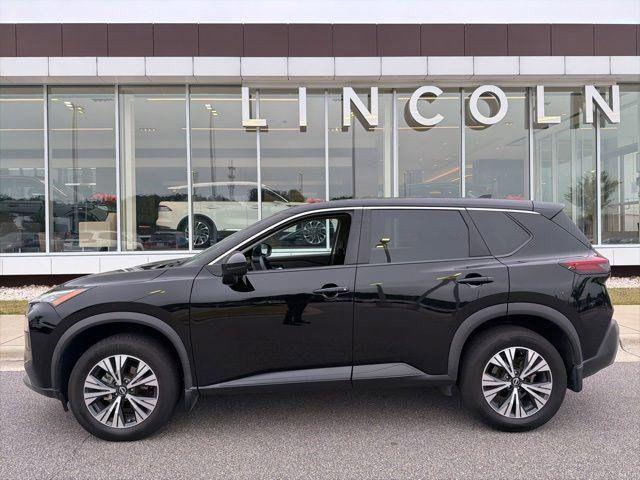 2022 Nissan Rogue SV FWD