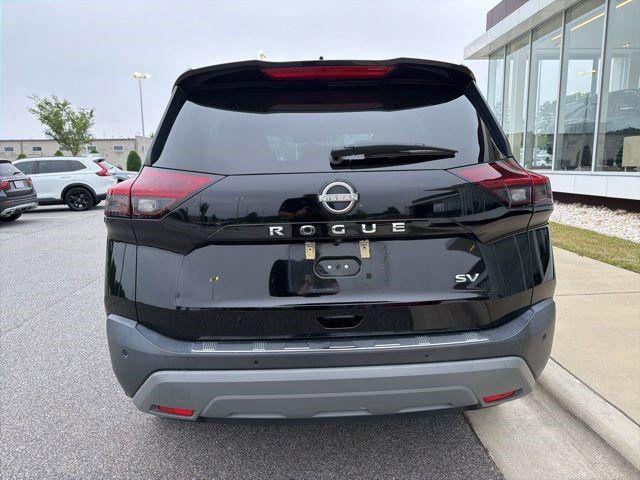 2022 Nissan Rogue SV FWD