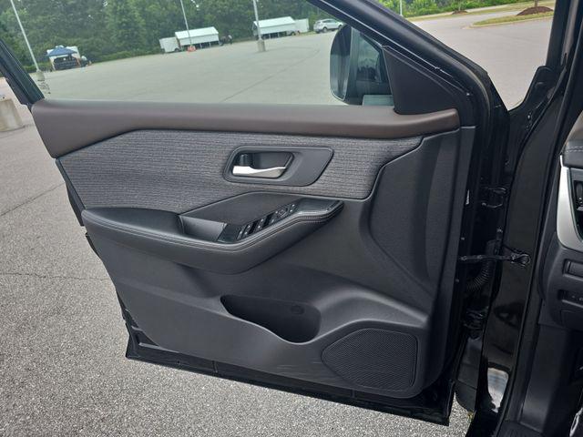 2022 Nissan Rogue SV FWD
