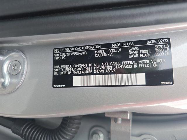 2023 Volvo S60 B5 Plus Dark Theme